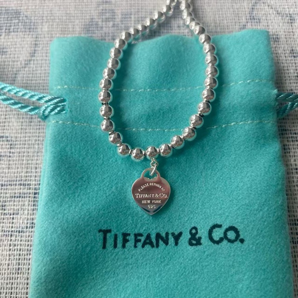 Tiffany & Co. Sterling Silver Heart Pendant Beaded Bracelet - Picture 4 of 5